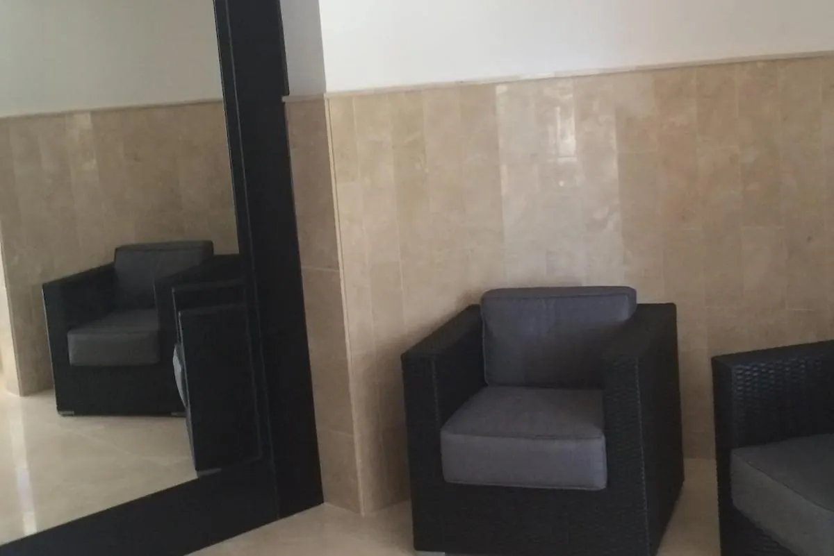 1-Bedroom Apartment, Diorama, Arroyo De La Miel 贝纳尔马德纳 公寓