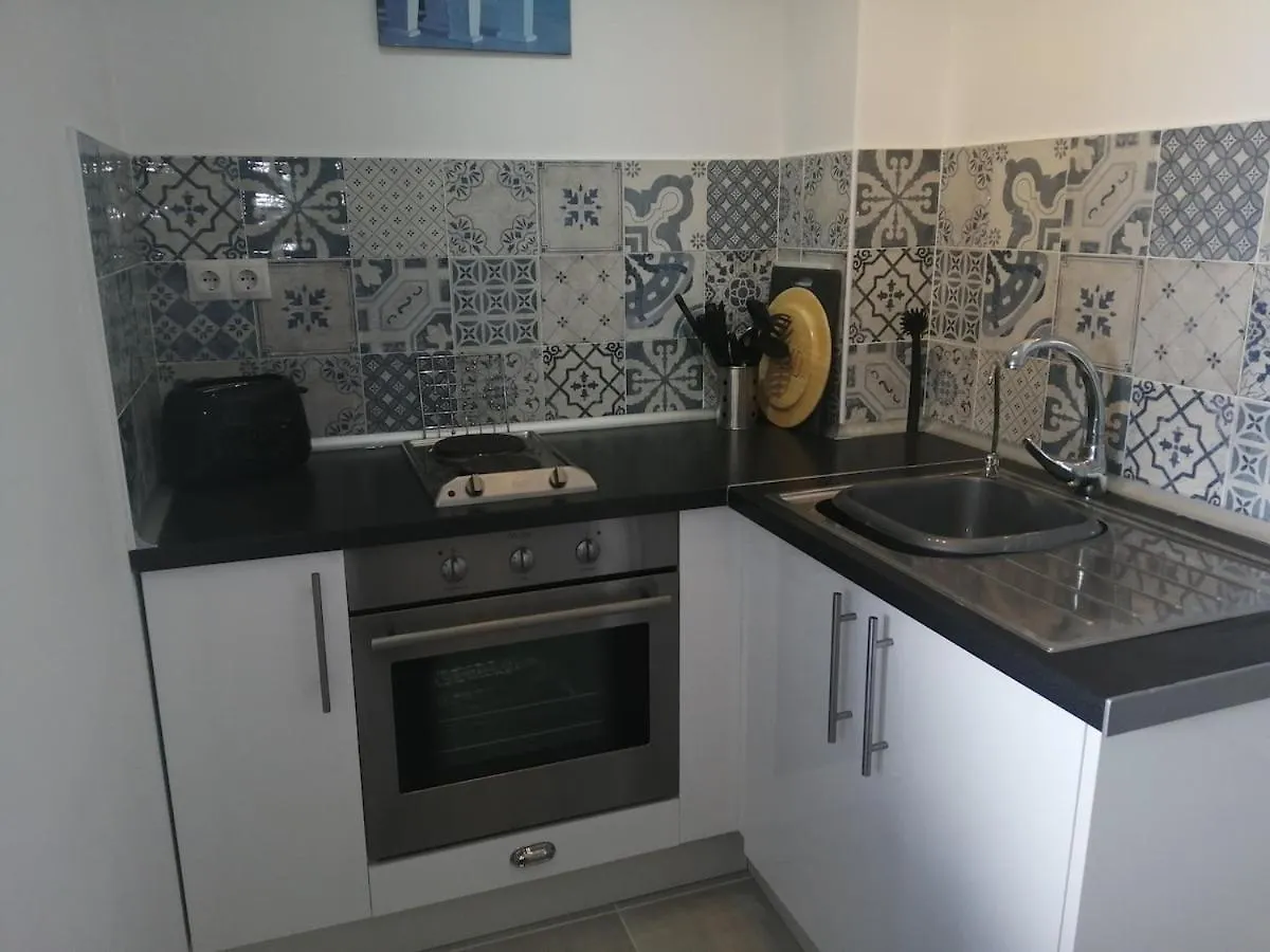 1-Bedroom Apartment, Diorama, Arroyo De La Miel 贝纳尔马德纳